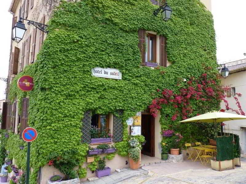 Hotel Du Soleil Ιέρ Εξωτερικό φωτογραφία